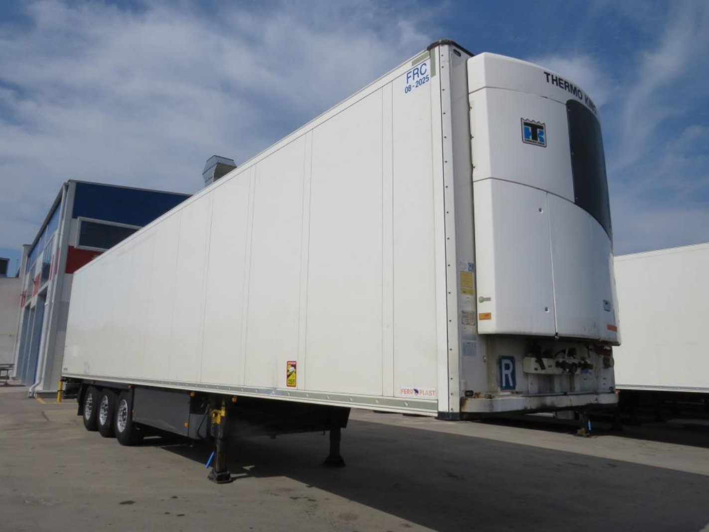 GS_012_photo-005 2016 Schmitz SKO 24 – FP 45 ThermoKing SLXi300 DoubleDeck LiftingAxle 24PB