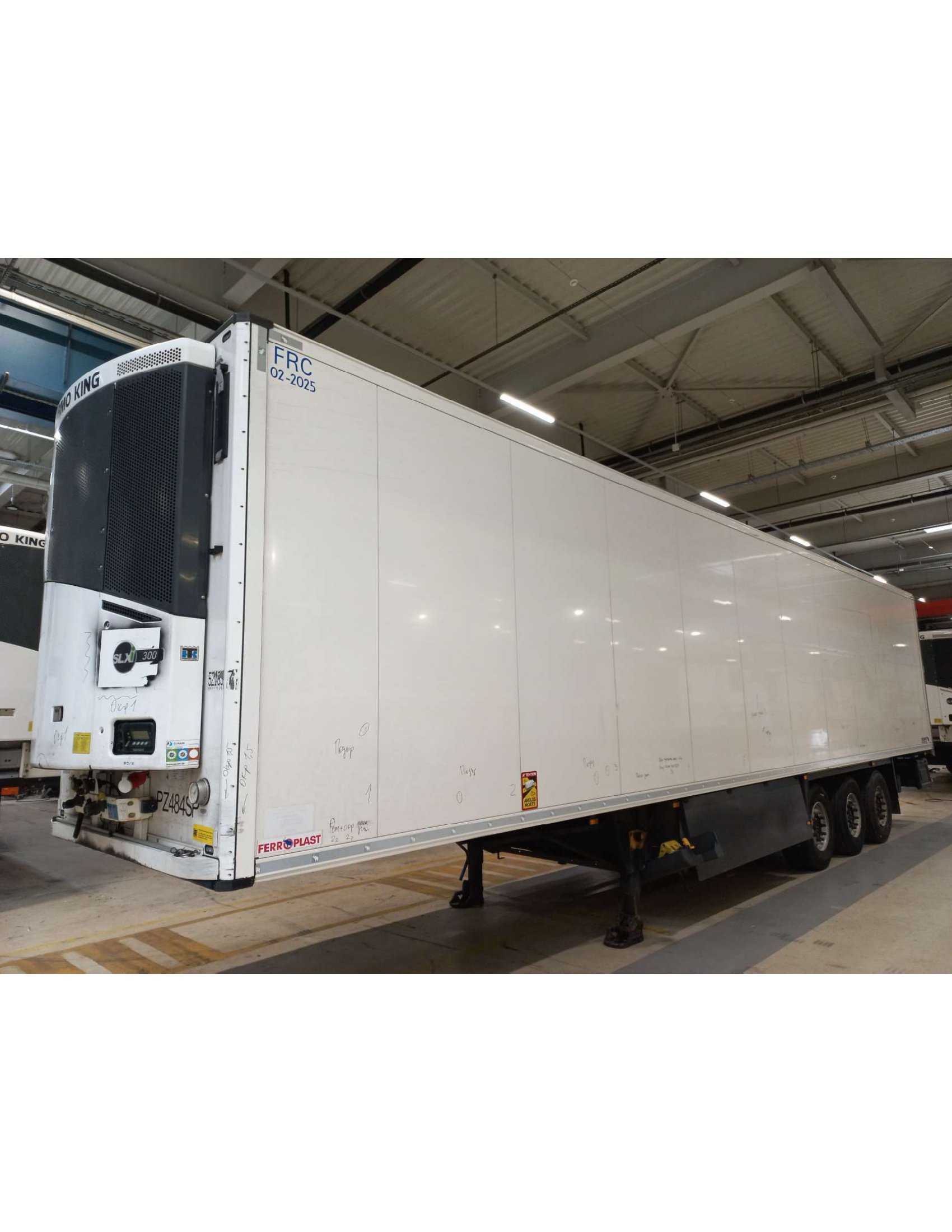 PZ_484SP-025 2019 Schmitz SKO 24 – FP 60 ThermoKing SLXi300 36PB