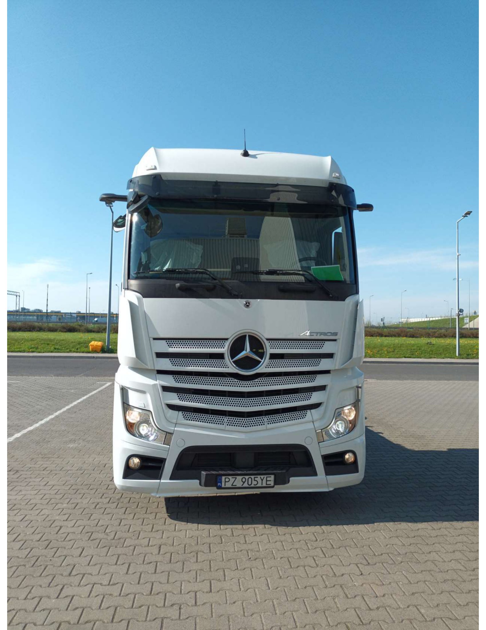 W1T96340310538329 for auction-01 2021 Mercedes Benz Actros 1845 LS 4×2 BigSpace 450