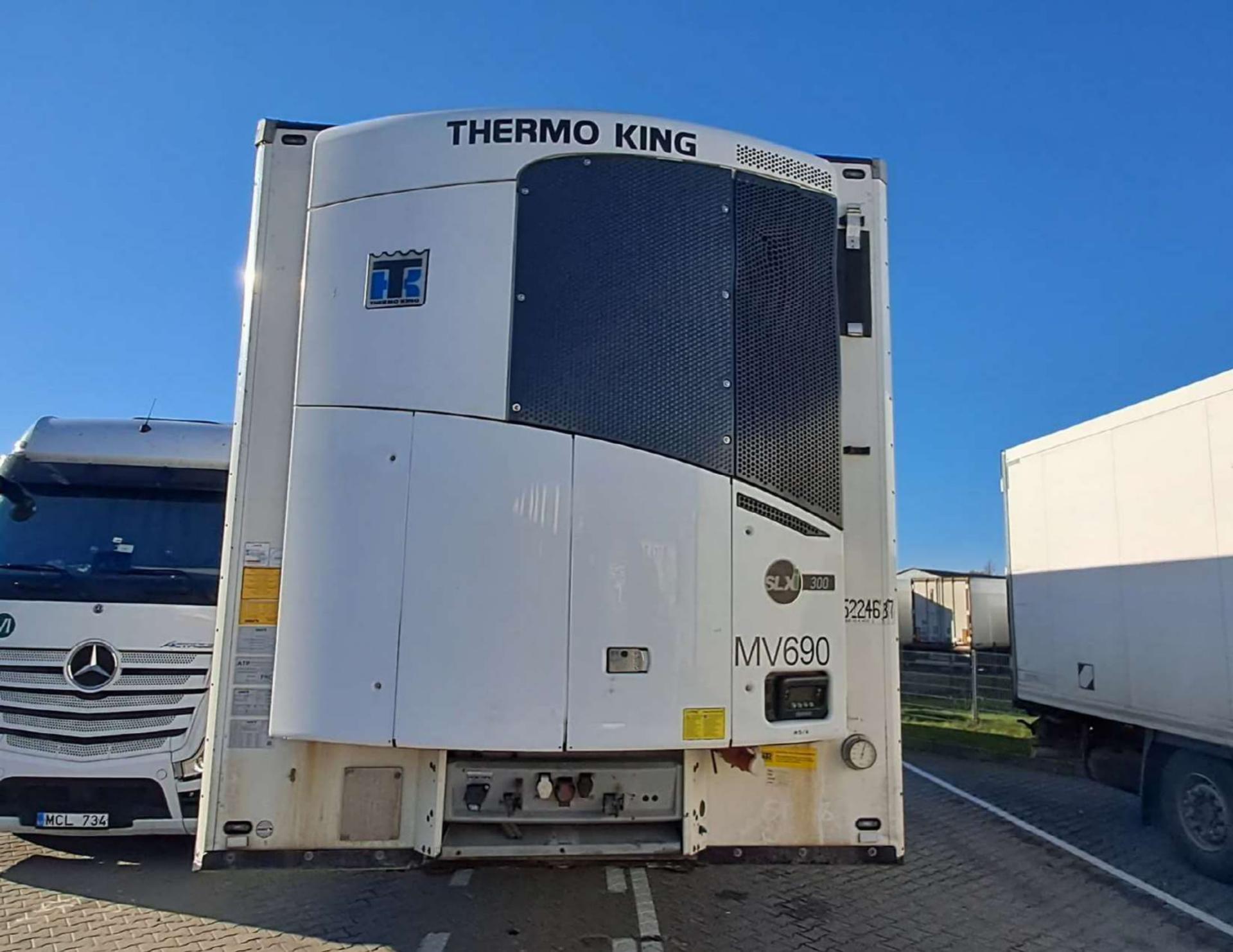 54f598790f091b31a830f07e9ba304de 2019 Schmitz Cargobull SKO24/L – FP 45 ThermoKing SLXi300 DoubleDeck
