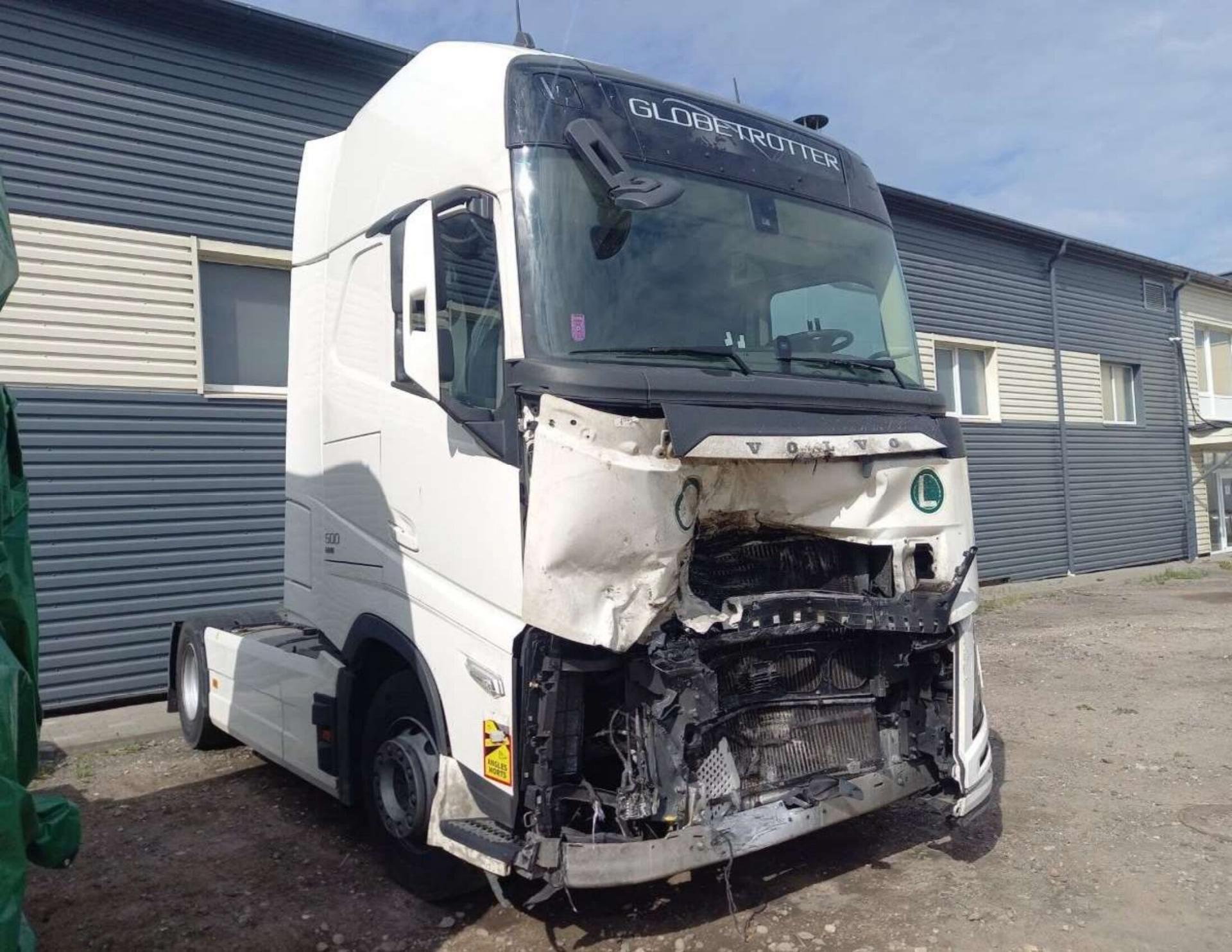 46d60336db6b89ec33189d08134ff9ba 2025 Volvo FH 500 Aero Globetrotter XL Adaptive Cruise Control