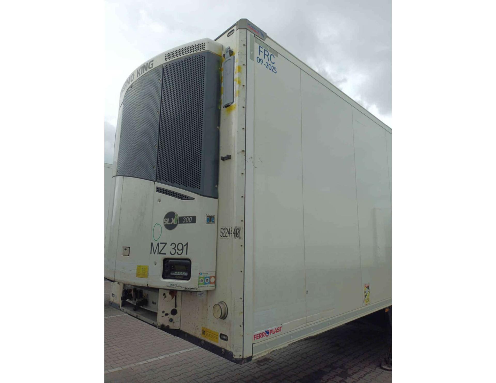 501cf861c9e9d15bd6a7f2375dab0d8c 2019 Schmitz Cargobull SKO FP 45 ThermoKing SLXi 300
