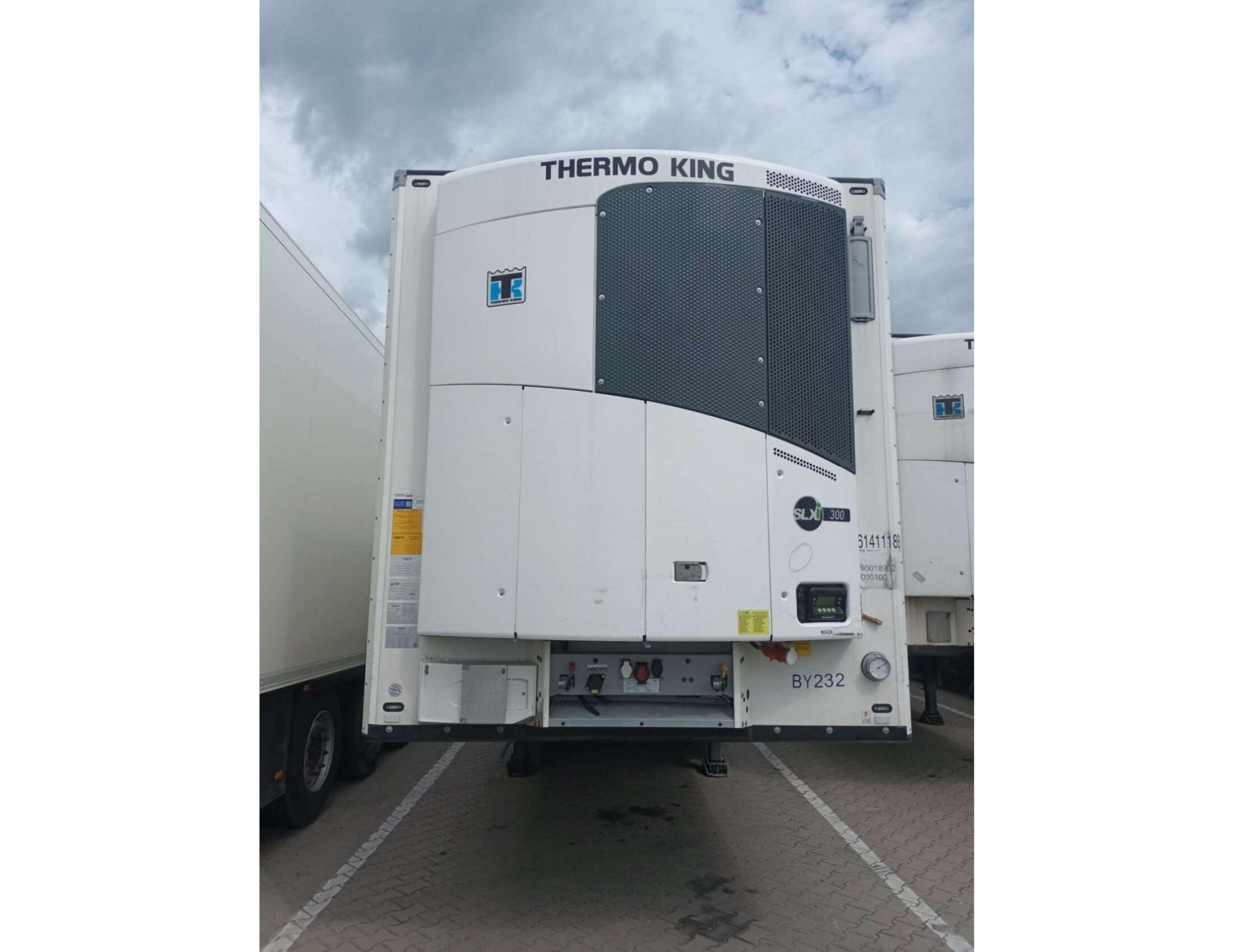 c7515b1a6aac64b0ca6d524b2d47bf58 2026 Schmitz Cargobull SKO Double Deck FP 45 ThermoKing SLXi 300 Lifting Axle