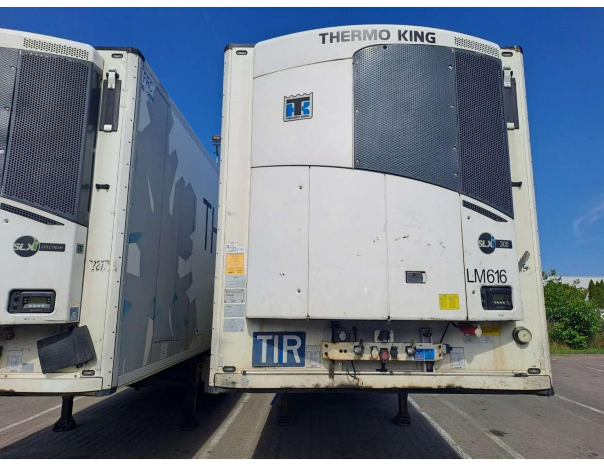 5c3960daa60a8c799b7fb74836c62a90 2018 Schmitz Cargobull SKO Double Deck FP 45 ThermoKing SLXi 300 Lifting Axle