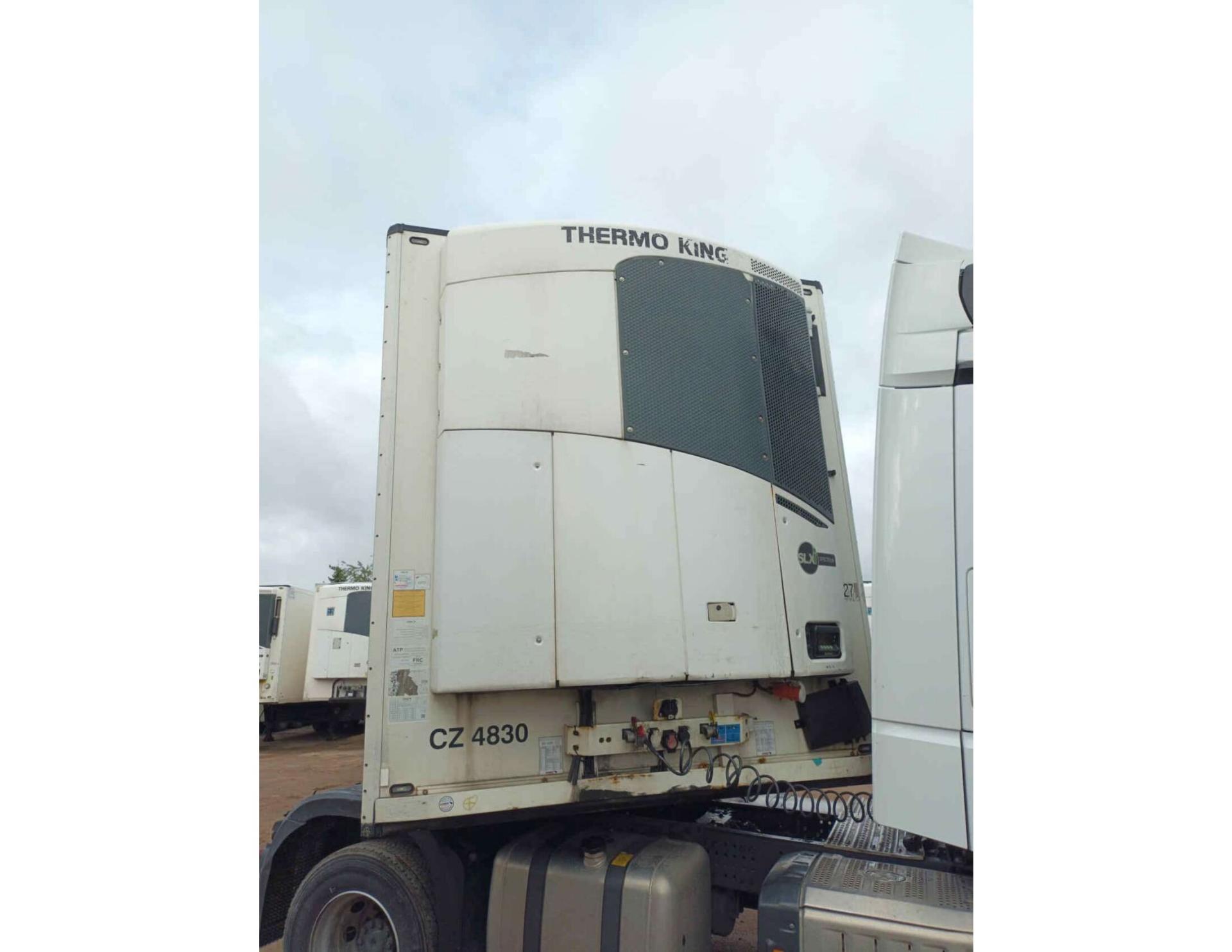 cbed6c74756017a70b93de0e27a02f0c 2019 Schmitz Cargobull SKO Double Deck FP 45 ThermoKing SLXi 300 Multitemp