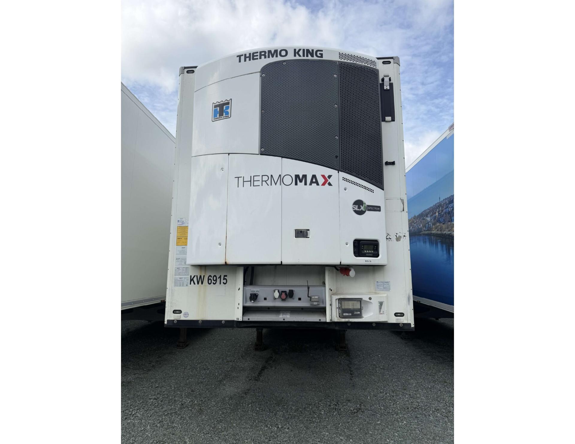901d34d69b15c57c7199cbaf29abb778 2021 Schmitz Cargobull SKO Double Deck FP 45 ThermoKing SLXi 300 Lifting Axle MultiTemp