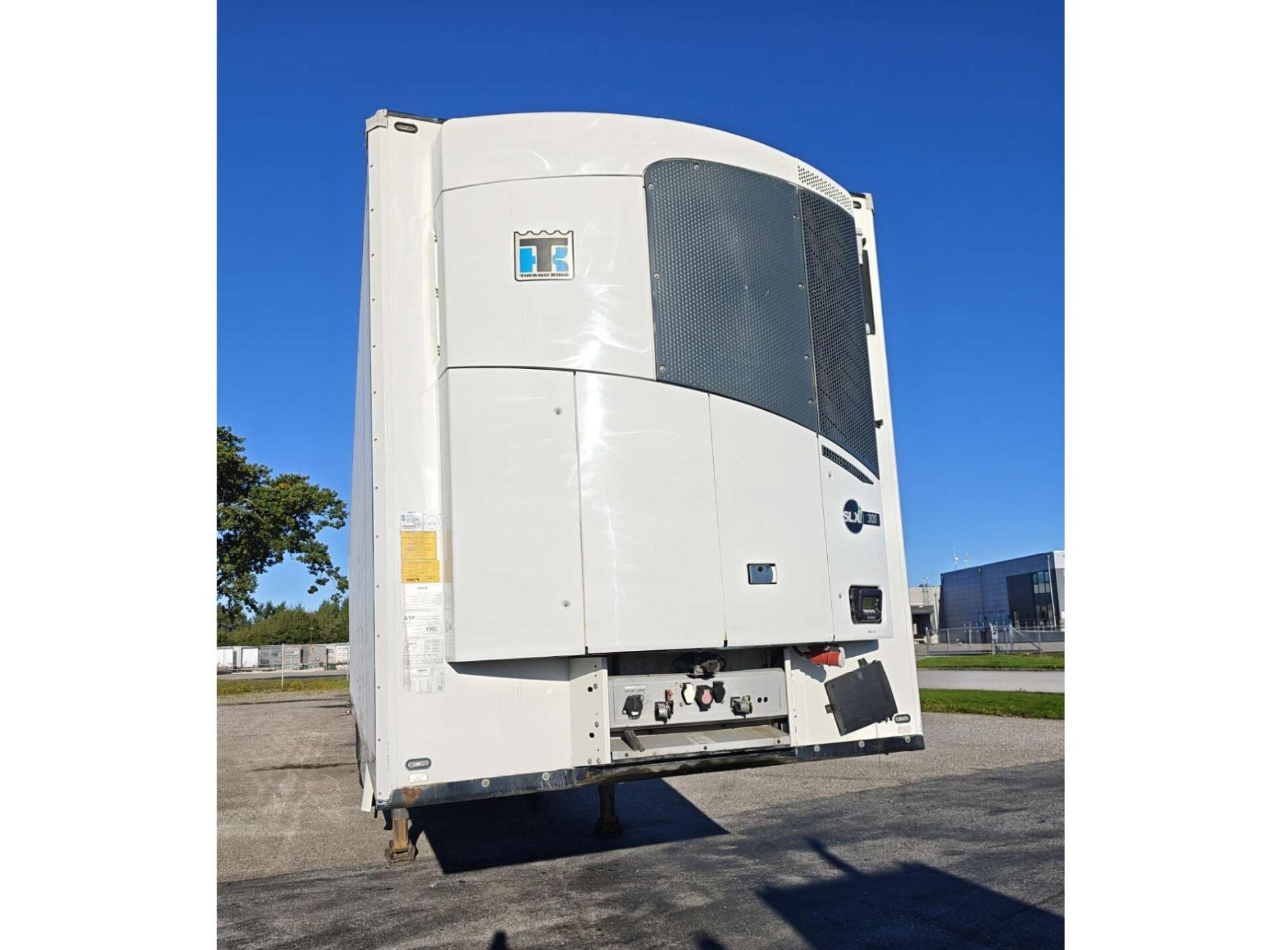 234bfd84c232a4ba9d6d9255f030f45e 2020 Schmitz Cargobull SKO FP 45 ThermoKing SLXi 300 Lift