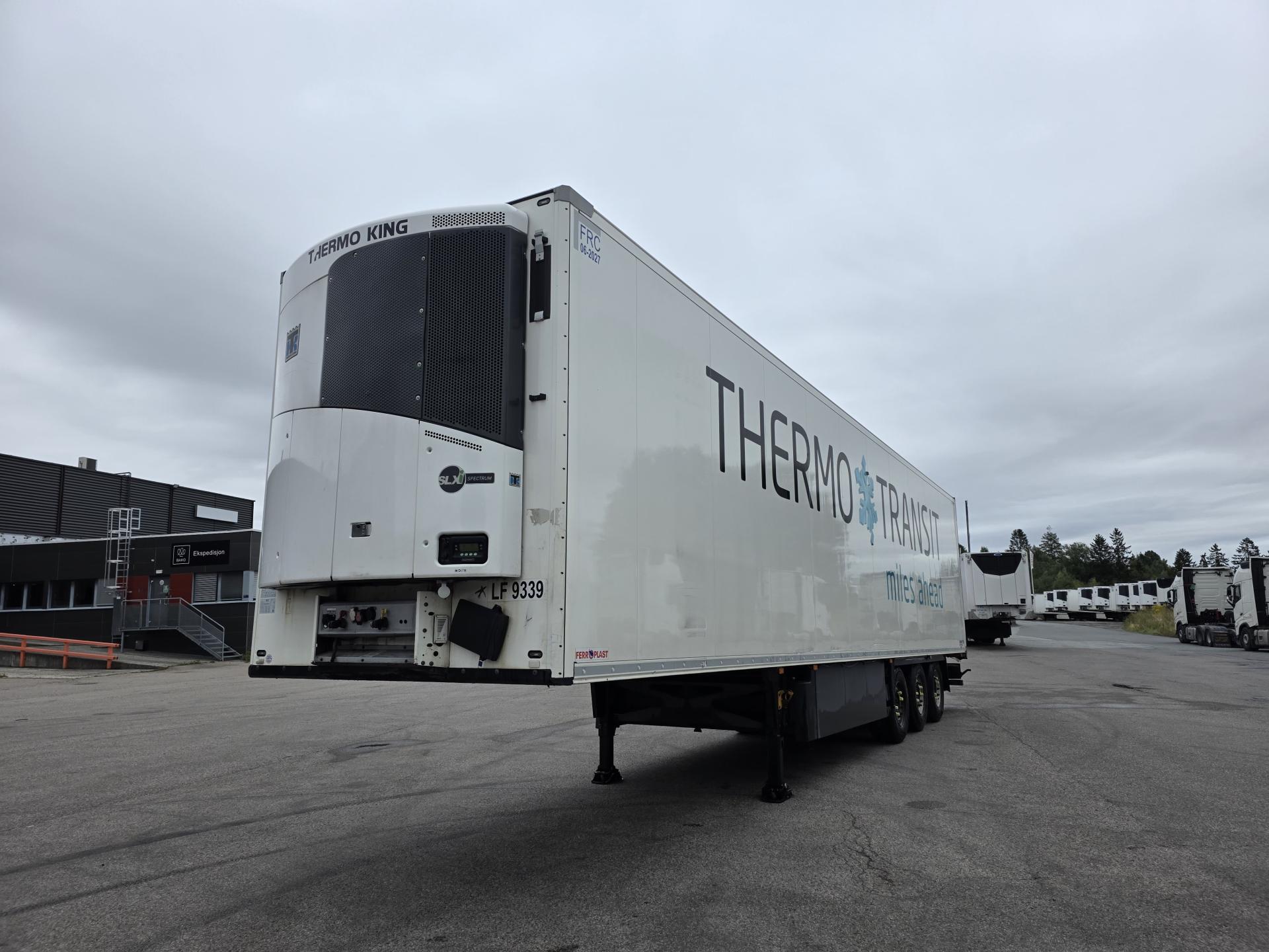 5d533a149a9c618afe801ab7de438b1b 2021 Schmitz Cargobull SKO Double Deck FP 45 ThermoKing SLXi 300 Multitemp with Taillift