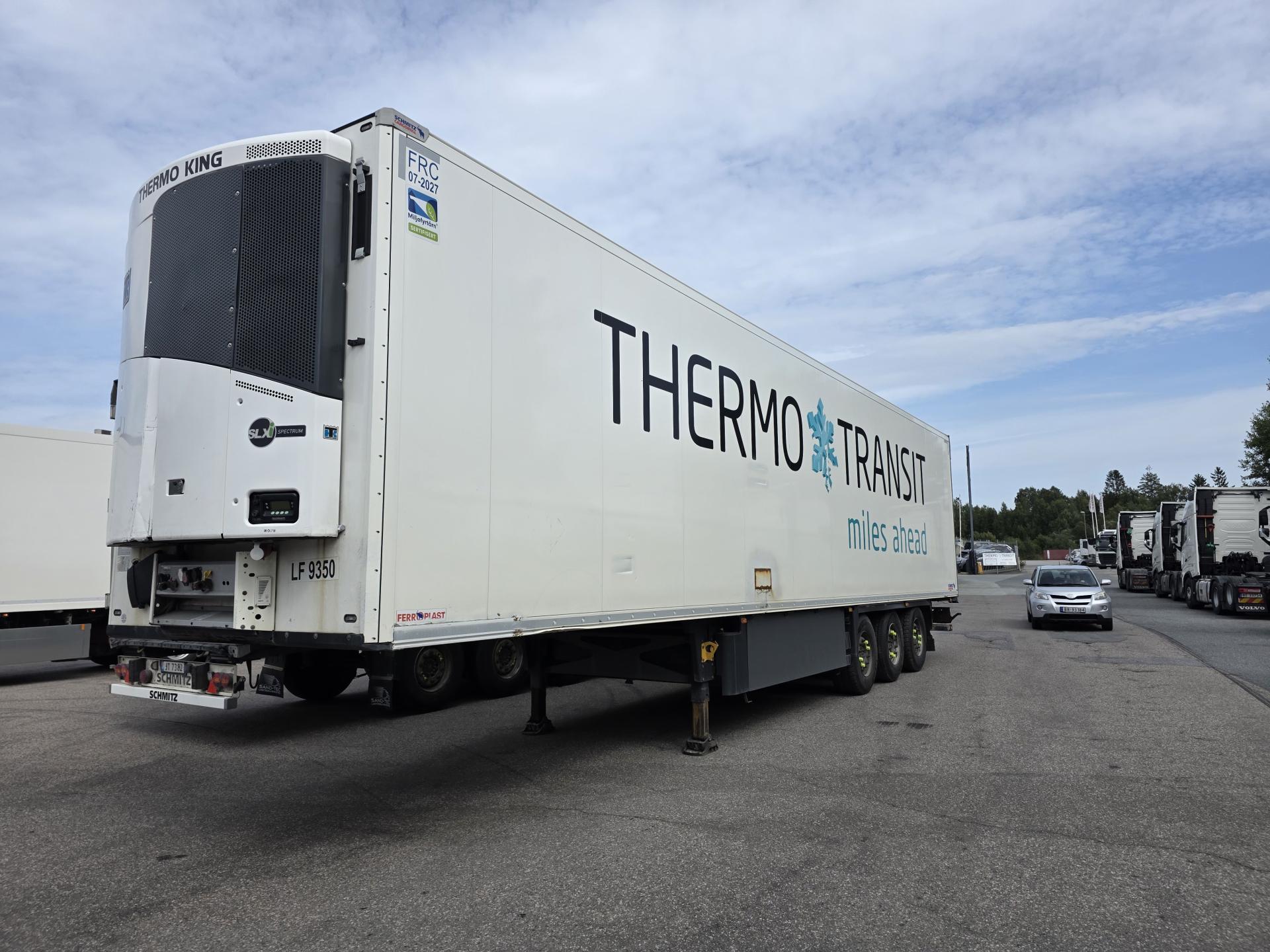 b8bbcfe9611622c8378142bd3aac0781 2021 Schmitz Cargobull SKO Double Deck FP 45 ThermoKing SLXi 300 Multitemp with Taillift